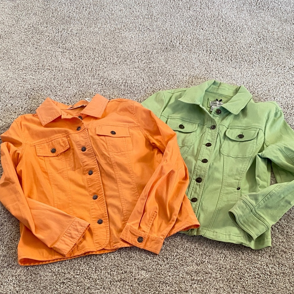 Bundle 2 lightweight coats